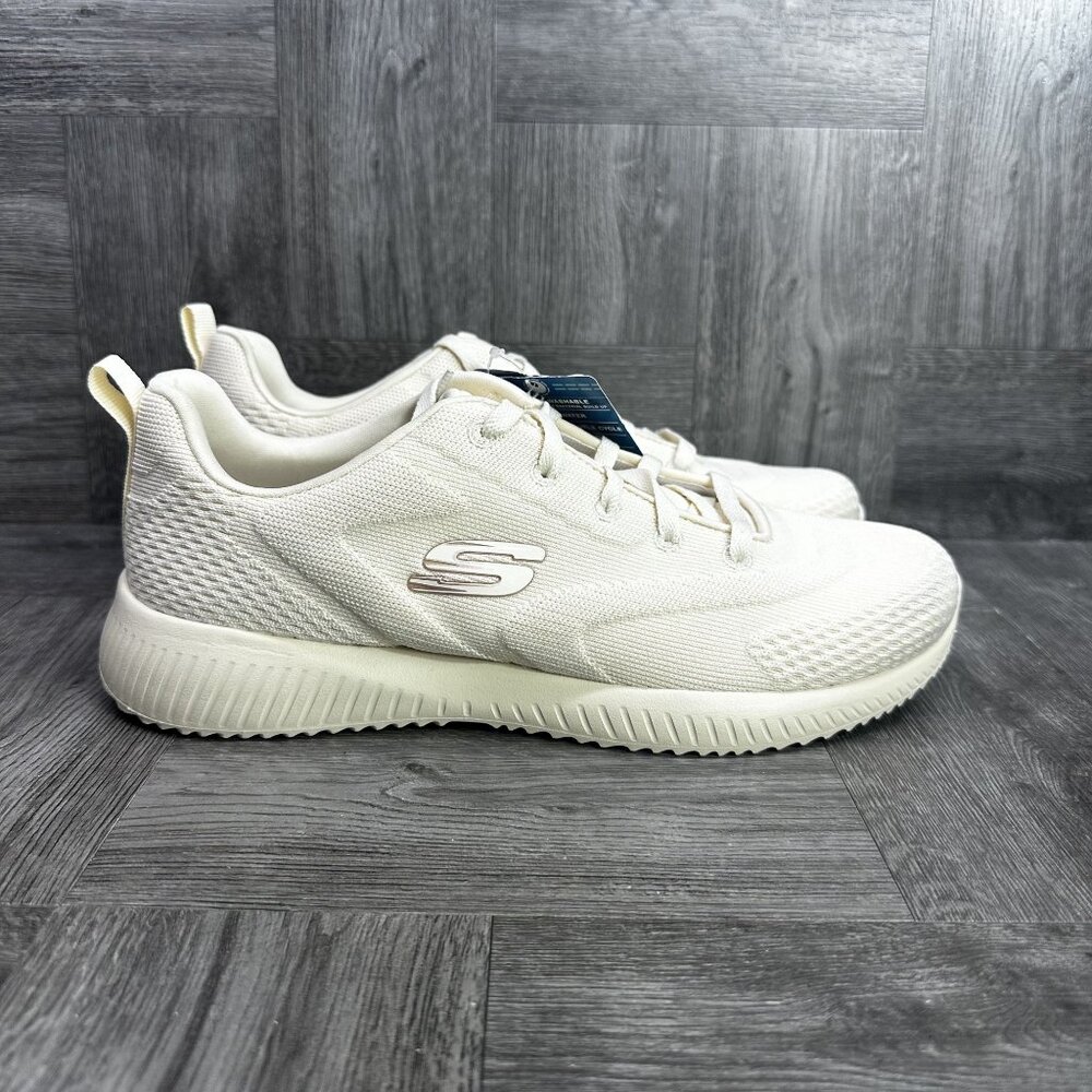 Skechers Comfort Women's size 10 Cream Mesh Running Shoes